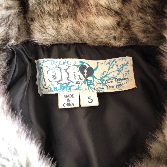 💋SALE! Instant Glam Brown Fox Faux Fur Coat - Picture 5 of 6